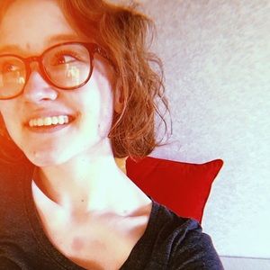 Meet your Posher, Claire